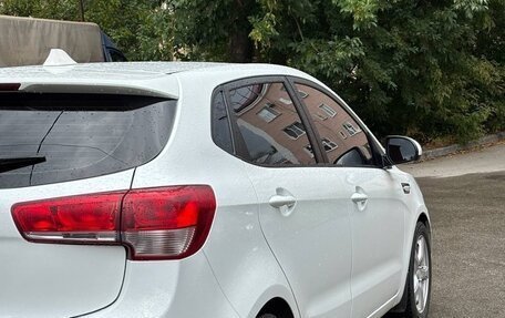 KIA Rio III рестайлинг, 2015 год, 860 000 рублей, 4 фотография
