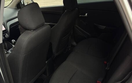 KIA Rio III рестайлинг, 2015 год, 860 000 рублей, 10 фотография