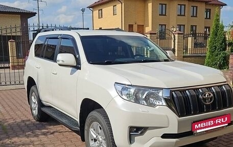 Toyota Land Cruiser Prado 150 рестайлинг 2, 2019 год, 5 000 000 рублей, 2 фотография