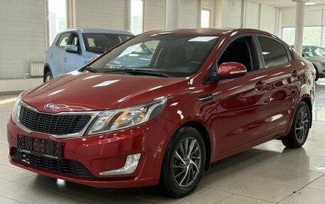 KIA Rio III рестайлинг, 2013 год, 838 000 рублей, 2 фотография