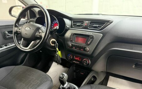 KIA Rio III рестайлинг, 2013 год, 838 000 рублей, 6 фотография
