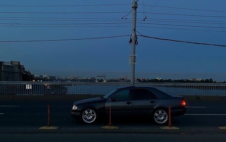 Mercedes-Benz C-Класс, 1995 год, 330 000 рублей, 6 фотография