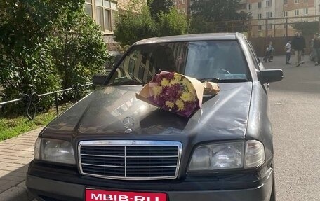 Mercedes-Benz C-Класс, 1995 год, 330 000 рублей, 12 фотография