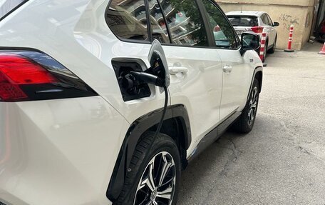 Toyota RAV4, 2022 год, 4 100 000 рублей, 14 фотография