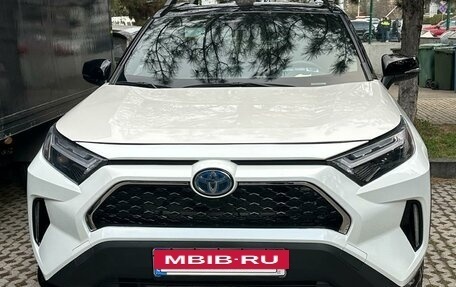 Toyota RAV4, 2022 год, 4 100 000 рублей, 12 фотография