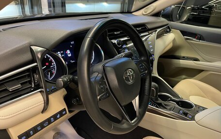 Toyota Camry, 2021 год, 3 450 000 рублей, 11 фотография