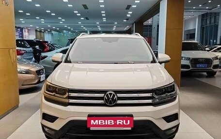 Volkswagen Tharu, 2021 год, 1 950 000 рублей, 2 фотография