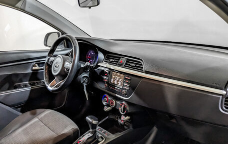 KIA Rio IV, 2020 год, 850 000 рублей, 10 фотография