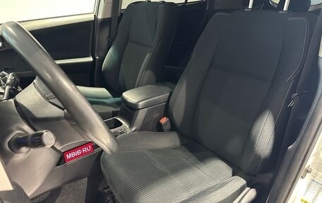Toyota RAV4, 2015 год, 1 700 000 рублей, 8 фотография