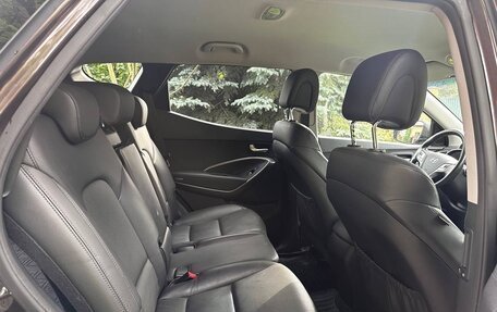 Hyundai Santa Fe III рестайлинг, 2017 год, 2 350 000 рублей, 17 фотография