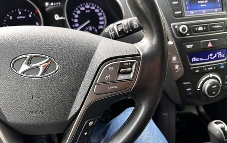 Hyundai Santa Fe III рестайлинг, 2017 год, 2 350 000 рублей, 30 фотография