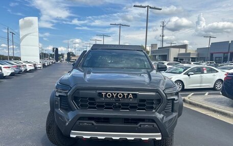 Toyota Tacoma, 2025 год, 12 499 999 рублей, 2 фотография