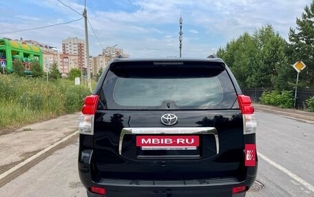 Toyota Land Cruiser Prado 150 рестайлинг 2, 2012 год, 2 990 000 рублей, 2 фотография