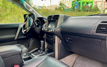 Toyota Land Cruiser Prado 150 рестайлинг 2, 2012 год, 2 990 000 рублей, 12 фотография