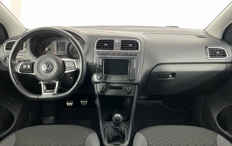 Volkswagen Polo VI (EU Market), 2018 год, 1 199 000 рублей, 7 фотография