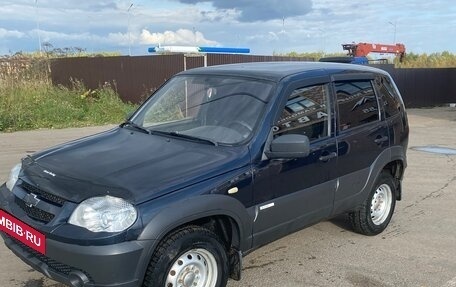 Chevrolet Niva I рестайлинг, 2012 год, 400 000 рублей, 4 фотография