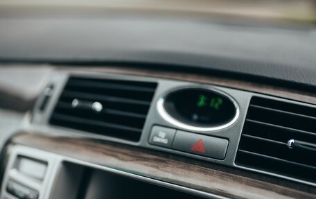Toyota Crown Majesta, 2004 год, 2 000 000 рублей, 34 фотография