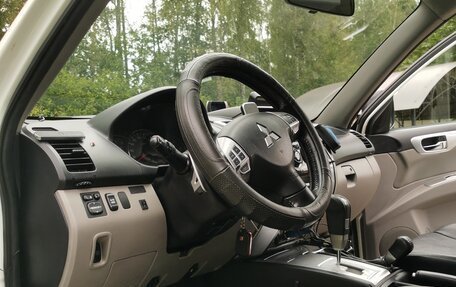 Mitsubishi Pajero Sport II рестайлинг, 2011 год, 1 550 000 рублей, 4 фотография
