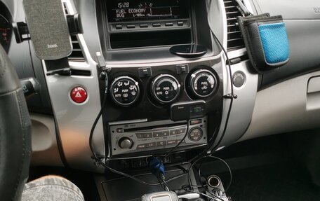 Mitsubishi Pajero Sport II рестайлинг, 2011 год, 1 550 000 рублей, 12 фотография