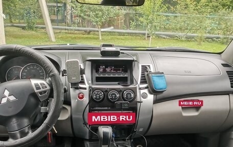 Mitsubishi Pajero Sport II рестайлинг, 2011 год, 1 550 000 рублей, 10 фотография