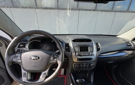 KIA Sorento II рестайлинг, 2015 год, 1 750 000 рублей, 2 фотография