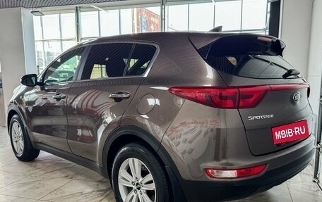 KIA Sportage IV рестайлинг, 2017 год, 1 899 000 рублей, 4 фотография