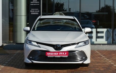Toyota Camry, 2020 год, 3 250 000 рублей, 2 фотография