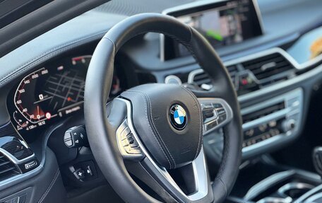 BMW 7 серия, 2019 год, 4 550 000 рублей, 10 фотография
