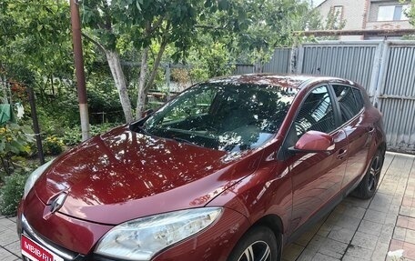 Renault Megane III, 2014 год, 730 000 рублей, 3 фотография