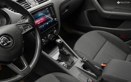 Skoda Octavia, 2018 год, 2 440 000 рублей, 15 фотография