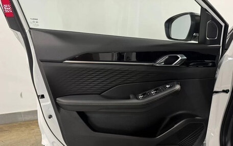 Geely Coolray I, 2025 год, 2 650 000 рублей, 10 фотография