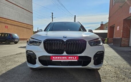 BMW X5, 2019 год, 5 800 000 рублей, 4 фотография
