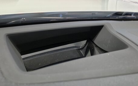 BMW X5, 2019 год, 5 800 000 рублей, 14 фотография