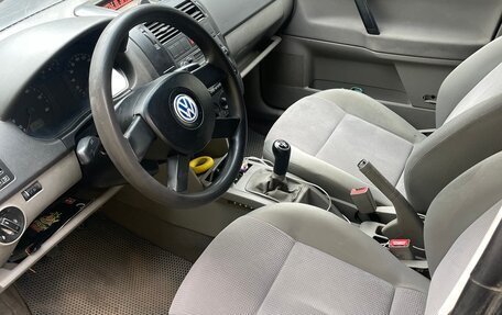Volkswagen Polo IV рестайлинг, 2002 год, 180 000 рублей, 5 фотография