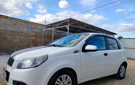 Chevrolet Aveo III, 2010 год, 450 000 рублей, 2 фотография