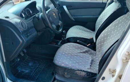 Chevrolet Aveo III, 2010 год, 450 000 рублей, 5 фотография