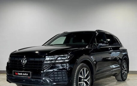 Volkswagen Touareg III, 2018 год, 4 800 000 рублей, 2 фотография