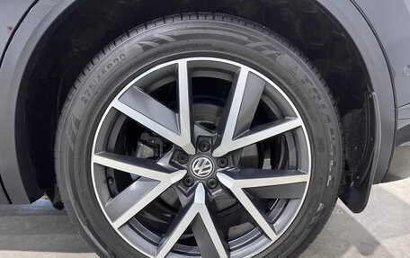 Volkswagen Touareg III, 2018 год, 4 800 000 рублей, 10 фотография