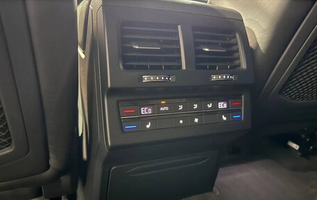 Volkswagen Touareg III, 2018 год, 4 800 000 рублей, 32 фотография