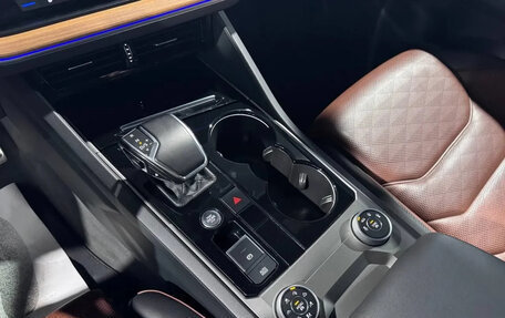 Volkswagen Touareg III, 2018 год, 4 800 000 рублей, 22 фотография