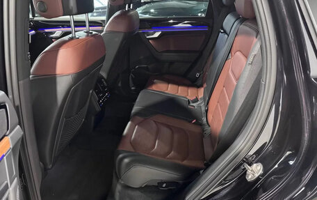 Volkswagen Touareg III, 2018 год, 4 800 000 рублей, 30 фотография