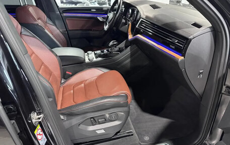Volkswagen Touareg III, 2018 год, 4 800 000 рублей, 34 фотография