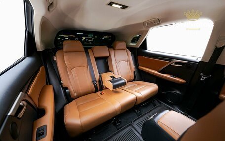 Lexus RX IV рестайлинг, 2021 год, 4 500 000 рублей, 13 фотография