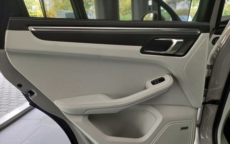 Porsche Macan I рестайлинг, 2025 год, 13 980 000 рублей, 18 фотография