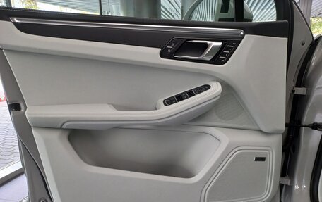 Porsche Macan I рестайлинг, 2025 год, 13 980 000 рублей, 11 фотография