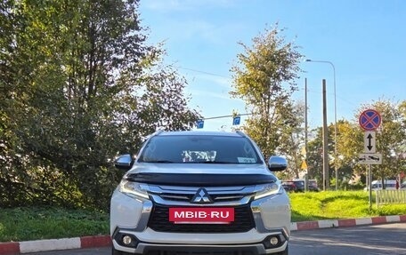Mitsubishi Pajero Sport III рестайлинг, 2018 год, 2 949 000 рублей, 2 фотография