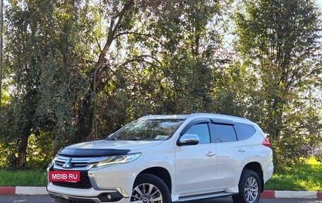 Mitsubishi Pajero Sport III рестайлинг, 2018 год, 2 949 000 рублей, 3 фотография
