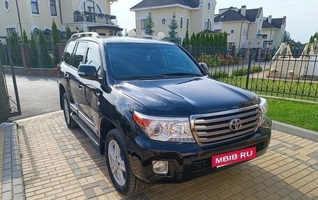 Toyota Land Cruiser 200, 2011 год, 3 000 000 рублей, 3 фотография