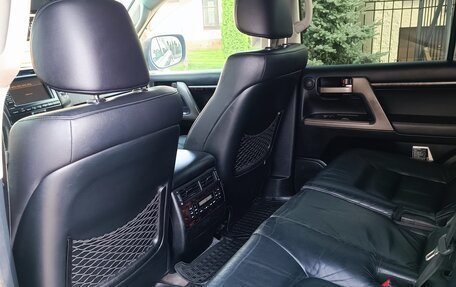 Toyota Land Cruiser 200, 2011 год, 3 000 000 рублей, 9 фотография