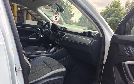 Audi Q3, 2022 год, 2 592 000 рублей, 17 фотография